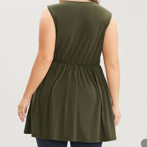 NWT BloomChic black wrap top 22/3X - Picture 3 of 10